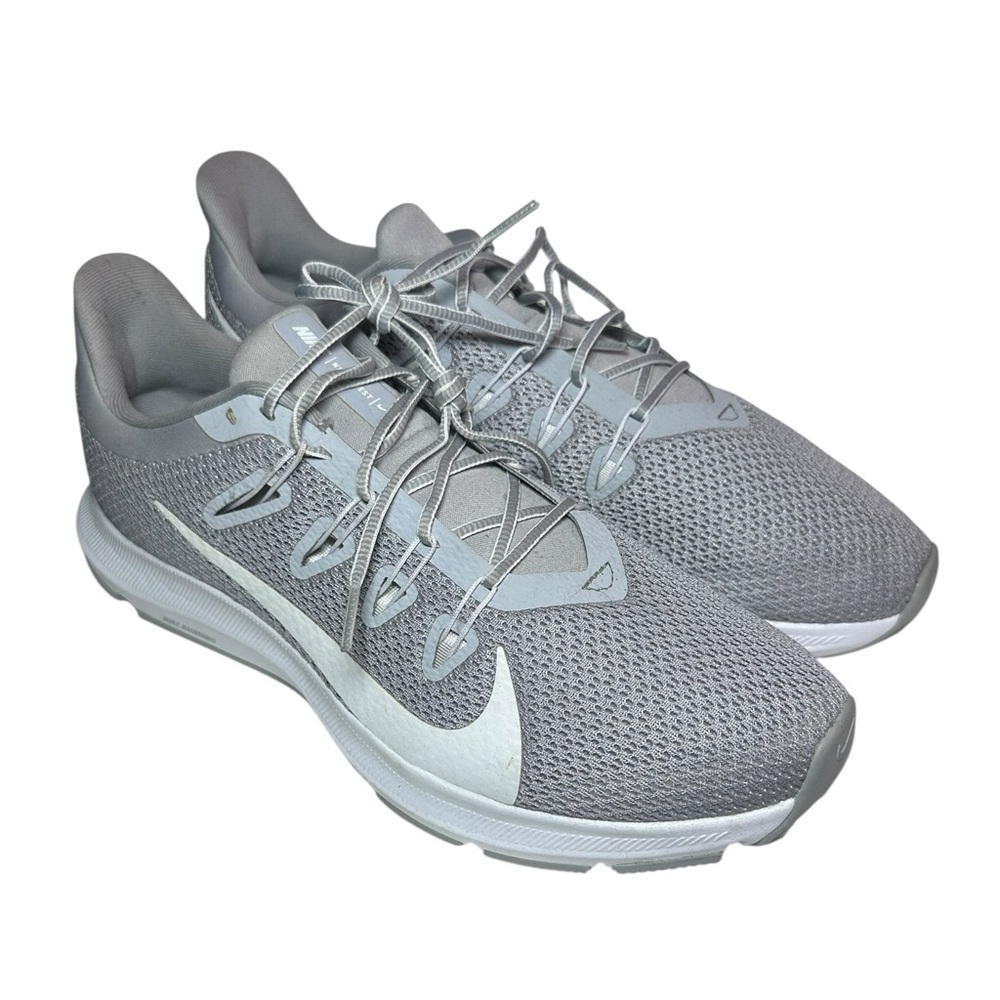 Nike Quest Premium Mens Running Shoes Size 11.5 US new